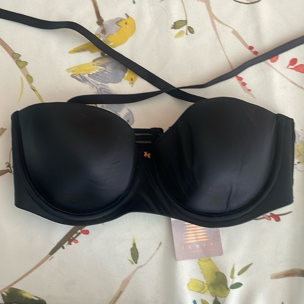 Savage x FENTY Strapless Bra 36C